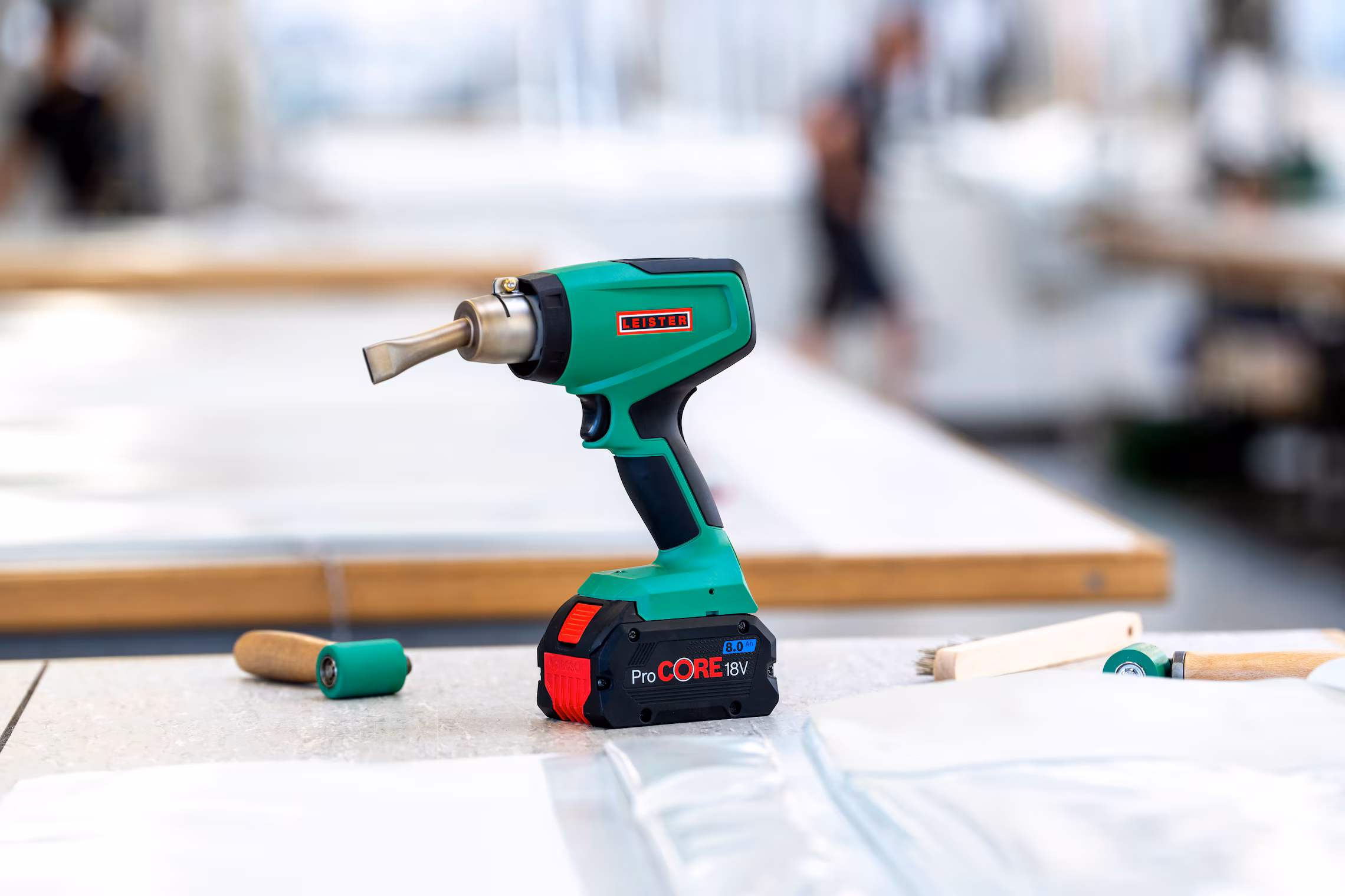 Leister NEXHEAT 300 A-LP in de praktijk